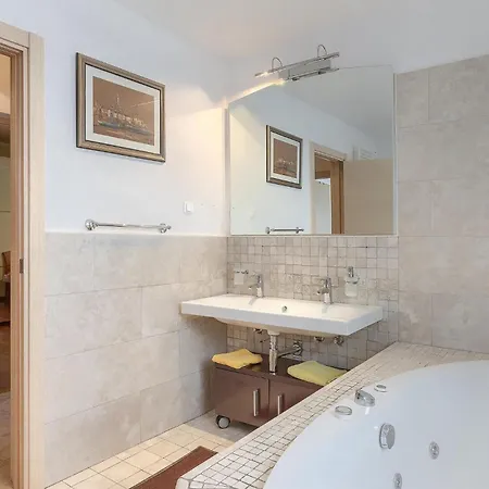 Villa Holiday Holiday home